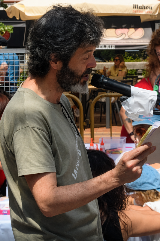 Conversaciones · Tres preguntas a Luis María Pérez Martín, poeta