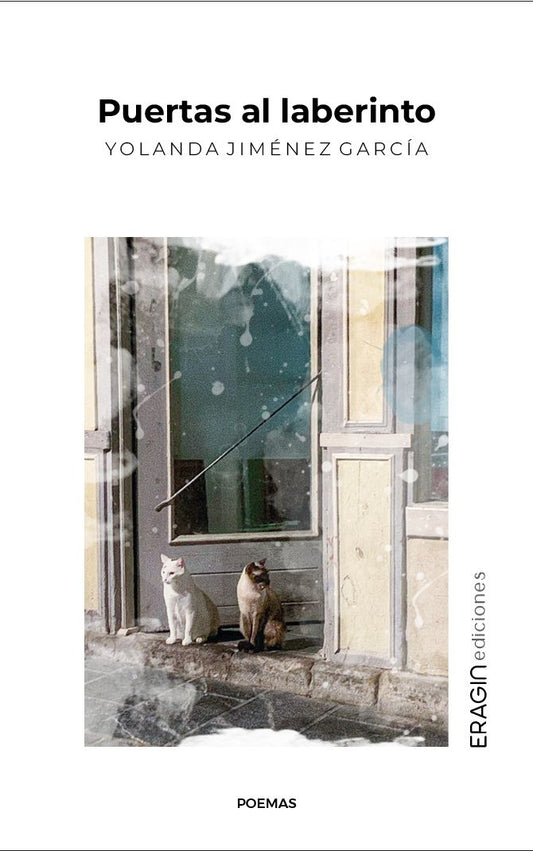 Portada del poemario Puertas al laberinto de Yolanda Jiménez García, poesía experimental estructurada en siete puertas